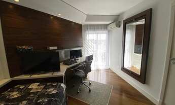 Imagem 3: Casa Alto Padrão, Mobiliada Com Piscina, 410,78 M², 4 Quartos, 1 Suíte, Salão de Festa e 2