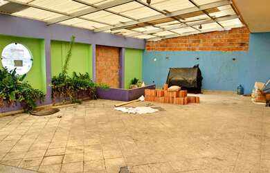 Imagem 2: Casa comercial para aluguel e venda com 300 metros quadrados na Pituba