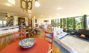 Imagem 5: Casa para venda tem 400 metros quadrados com 5 quartos em Campos do Jordão