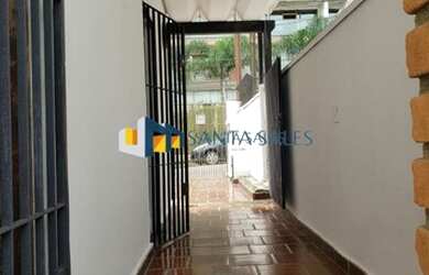 Imagem 7: Casa de 3 andares com quintal e edícula à venda