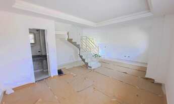 Imagem 4: Sobrado à venda, com 3 Dormitórios sendo 1 suíte, sala lavanderia, lavabo, banheiro social