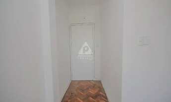 Imagem 5: Apartamento à venda, 3 quartos, 1 suíte, dependência completa, 1 vaga, 90m², Botafogo. RIO