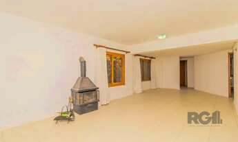 Imagem 3: Excelente casa em condomínio de 371m² com 5 dormitórios e 3 vagas de garagem