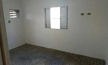 Imagem 5: Casa em Candeias com 350m2 de área total, 1 quadra da praia