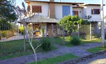 Imagem 2: Casa para Venda - 250m², 4 dormitórios, sendo 2 suites, 2 vagas - Hípica