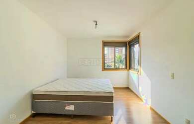 Imagem 12: Apartamento para venda possui 144 metros quadrados com 3 quartos em Auxiliadora - Porto Al