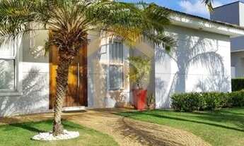 Imagem 2: Locação casa térrea , 4 dormitórios, 6 banheiros, espaço para hospedes, piscina, em Condom