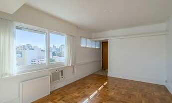 Imagem 2: PORTO ALEGRE - Apartamento Padrão - Moinhos de Vento