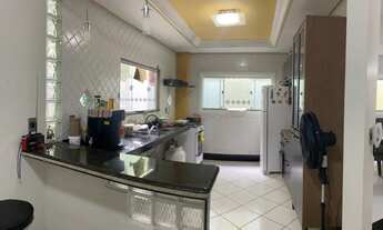 Imagem 3: Térrea para aluguel possui 120 metros quadrados com 2 quartos