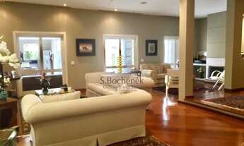 Imagem 7: Casa de condominio a venda em Alphaville com 465 mts, 4 suites, piscina em ótimo estado!