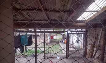 Imagem 3: Vendo terreno com 2 casas