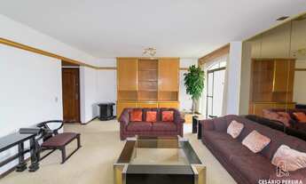 Imagem 3: Apartamento Mobiliado 4 Quartos + 2 Vagas no Bigorrilho / Champagnat