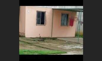 Imagem 1: Apartamento 02 qu ro no condomínio Laércio barbalio em Moju par