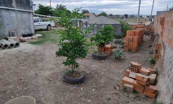 Imagem 2: Vende-se está casa com terreno