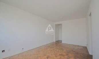 Imagem 3: Apartamento à venda, 3 quartos, 1 suíte, dependência completa, 1 vaga, 90m², Botafogo. RIO