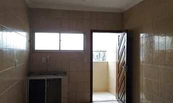 Imagem 2: Alugo apto c/ 2 quartos, no Centro