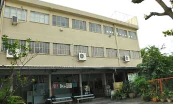 Imagem 3: Vende-se imóvel com 2.440 m², em Bangu, antigas instalações do Colégio Ferreira Alves