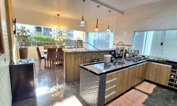 Imagem 2: Sobrado de alto padrão com piscina, area gourmet, 3 dormitorios, duas vagas, à venda no ba