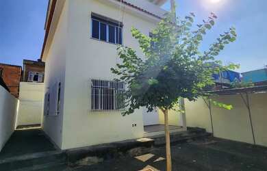 Imagem 5: Casarão independente com amplo quintal a 10 min a pé da estação de trem