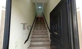 Imagem 3: Sala sobreloja com uma vaga de garagem