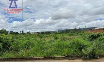 Imagem: Lote com 450 m² frente para duas ruas