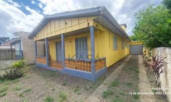 Imagem 2: Kasa Imóveis aluga: casa mista com aproximadamente 80m², ideal para quem busca conforto, e