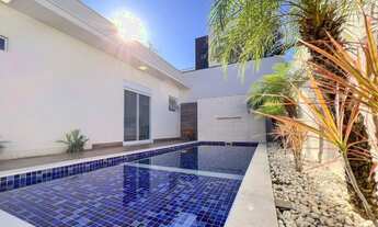 Imagem: Casa moderna com 4 suítes à venda, 236