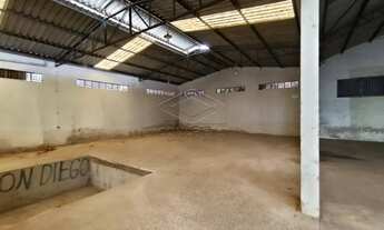 Imagem: GALPÃO 700M² - EXCELENTE LOCALIZAÇÃO