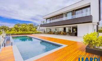 Imagem 5: CASA EM CONDOMÍNIO - RESIDENCIAL TAMBORÉ - SP