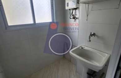 Imagem 7: Apartamento na Av. Vila Ema