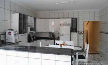 Imagem: Casa à venda com 3 dormitórios em Barcelona