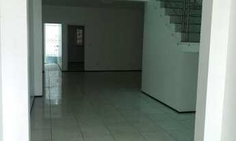 Imagem 5: Casa 2 andares Espaçosa!