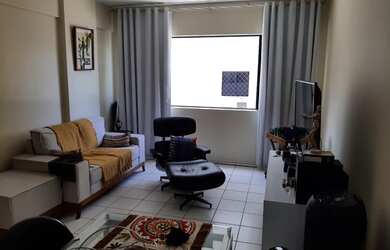 Imagem 3: Quarto e sala na Ponta Verde