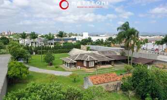 Imagem 6: Casa com amplo terreno e área de lazer em condomínio fechado - Condomínio Isaias Laudelino