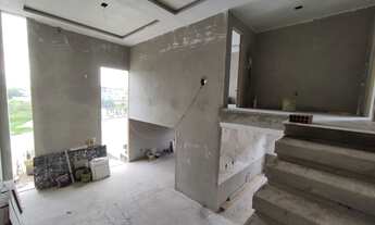 Imagem 6: Excelente Casa Duplex à Venda No Condomínio Vale dos Cristais 1 - Macaé RJ