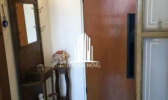 Imagem 5: Dormitório: 3, Suíte: 3, Closet: 1, Banheiro:4, Vaga: 3, Área Útil: 226m2