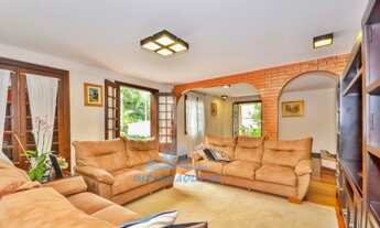 Imagem 16: Casa de Alto Padrão em Região nobre da cidade, em frente ao Bosque de Portugal