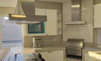 Imagem 4: Magnifico sobrado Condomínio Lá Montagne