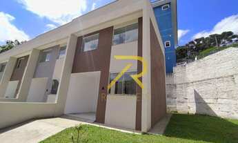 Imagem: Sobrado em condomínio com quintal à venda