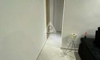 Imagem 4: Quarto e sala com dependência no Flamengo. Reformado