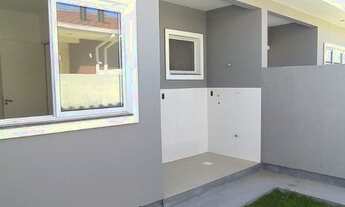 Imagem 4: Casa no vale verde, Palhoça, com alto padrão em acabamento