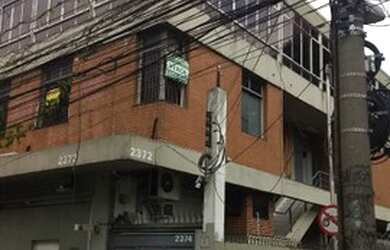 Imagem 3: EXCELENTE IMOVEL COMERCIAL-Prédio Inteiro com Area Construida 2.315 m²-Na Saida Metrô São