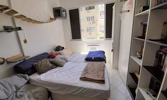 Imagem 2: Leme Transversal, reformado por arquiteto, cada peça feita para o imóvel, confortável e ef