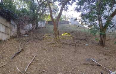 Imagem 5: Terreno em declive com duas frentes em área super valorizada!