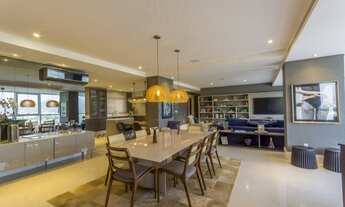 Imagem 2: Apartamento à Venda no Marina Beach Towers em Balneário Camboriú