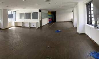 Imagem: Conjunto comercial com ótima localização