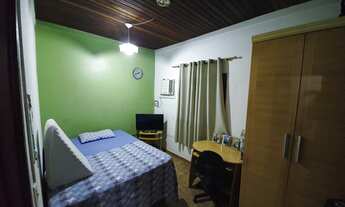 Imagem 3: Casa proximo a Praca 14, com localizacao privilegiada - 04 quartos