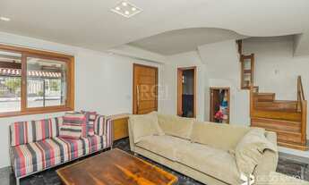 Imagem 2: Porto Alegre - Casa Padrão - Hípica