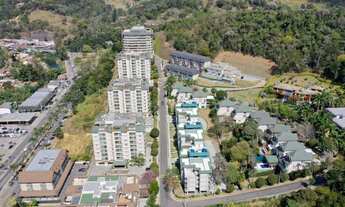 Imagem 4: Cobertura para venda com 180m² com 3 quartos em Itaipava - Petrópolis - RJ