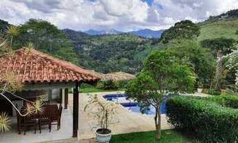 Imagem 2: Casa de condomínio com 5 suítes